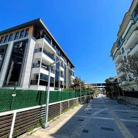 Daire Sa Apartments! Cleopatra Beachfront 2bd Alanya