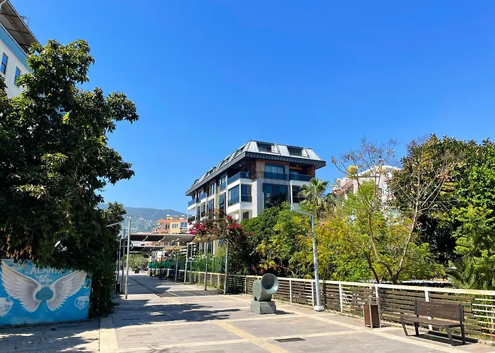 Sa Apartments! Cleopatra Beachfront 2bd Daire