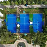 Sa Apartments! Cleopatra Beachfront 2bd Apartament