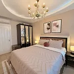 Sa Apartments! Cleopatra Beachfront 2bd Apartament