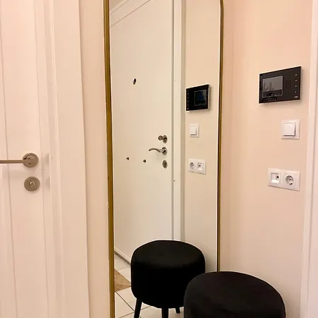 Sa Apartments! Cleopatra Beachfront 2bd Apartament
