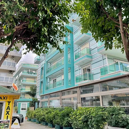 Sa Apartments! Cleopatra Beachfront 2bd Apartament Alanya