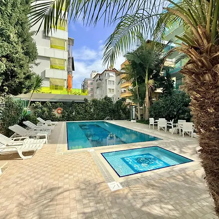 Sa Apartments! Cleopatra Beachfront 2bd Apartament *