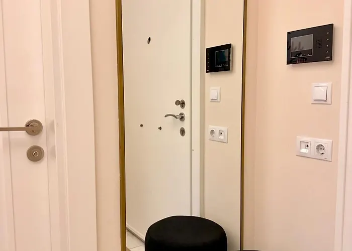 Sa Apartments! Cleopatra Beachfront 2bd Apartment