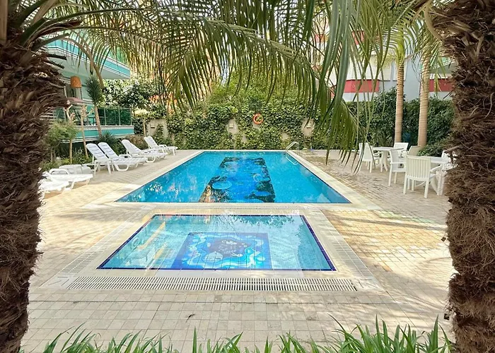 Sa Apartments! Cleopatra Beachfront 2bd * Alanya