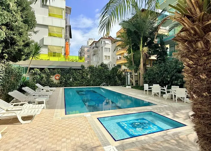 Sa Apartments! Cleopatra Beachfront 2bd Apartment *
