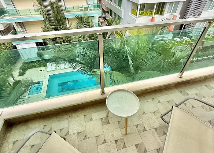 Sa Apartments! Cleopatra Beachfront 2bd Apartment *