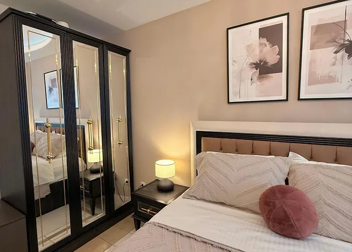 Apartment Sa Apartments! Cleopatra Beachfront 2bd *