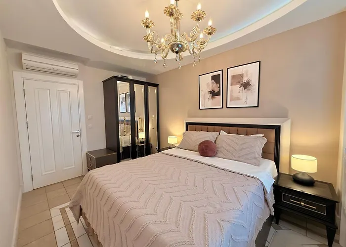 Sa Apartments! Cleopatra Beachfront 2bd Apartment