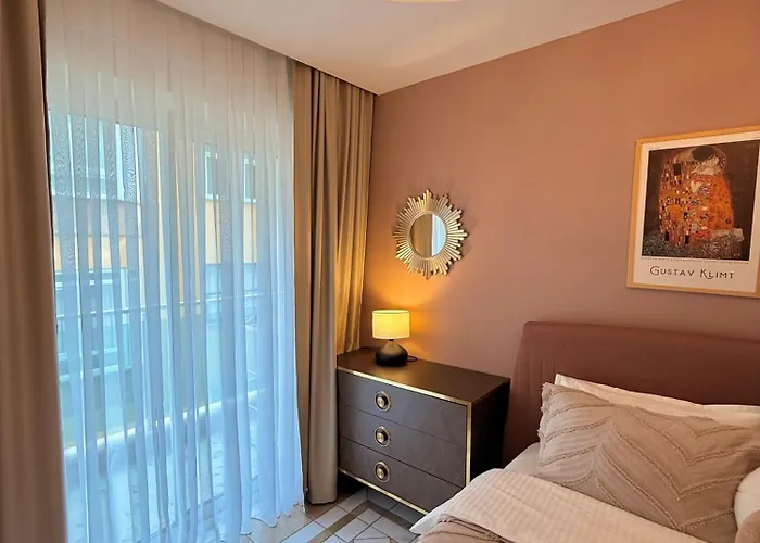 Apartment Sa Apartments! Cleopatra Beachfront 2bd *