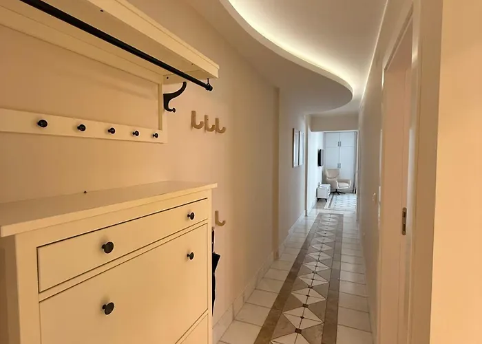 Apartment Sa Apartments! Cleopatra Beachfront 2bd *