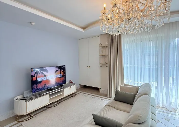 Sa Apartments! Cleopatra Beachfront 2bd Alanya