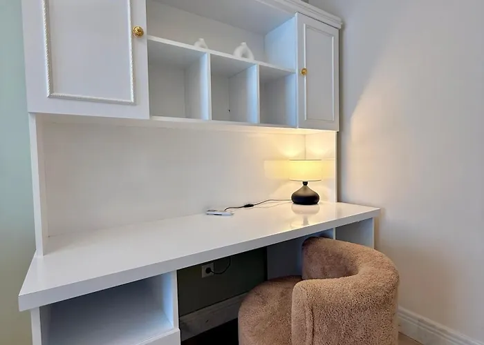 Sa Apartments! Cleopatra Beachfront 2bd