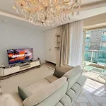 Daire Sa Apartments! Cleopatra Beachfront 2bd