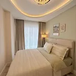 Sa Apartments! Cleopatra Beachfront 2bd אלאניה