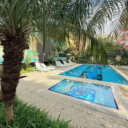 شقة Sa Apartments! Cleopatra Beachfront 2bd ألانيا