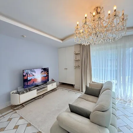 Sa Apartments! Cleopatra Beachfront 2bd ألانيا